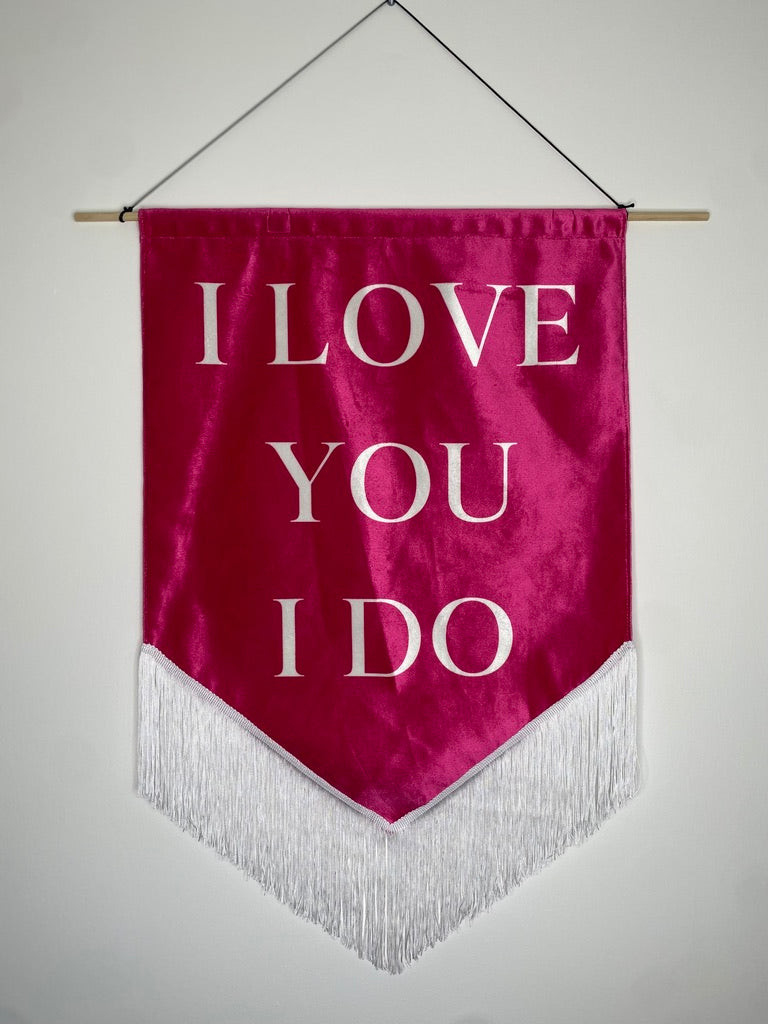 I love you | Pink Velvet Banner