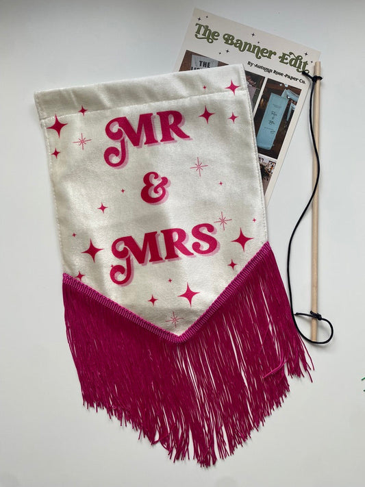 Mr & Mrs | Pink wedding banner