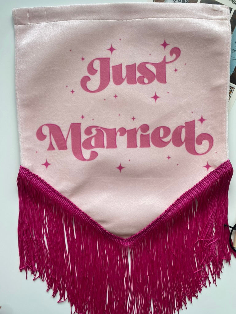 Just Married | Pink wedding banner