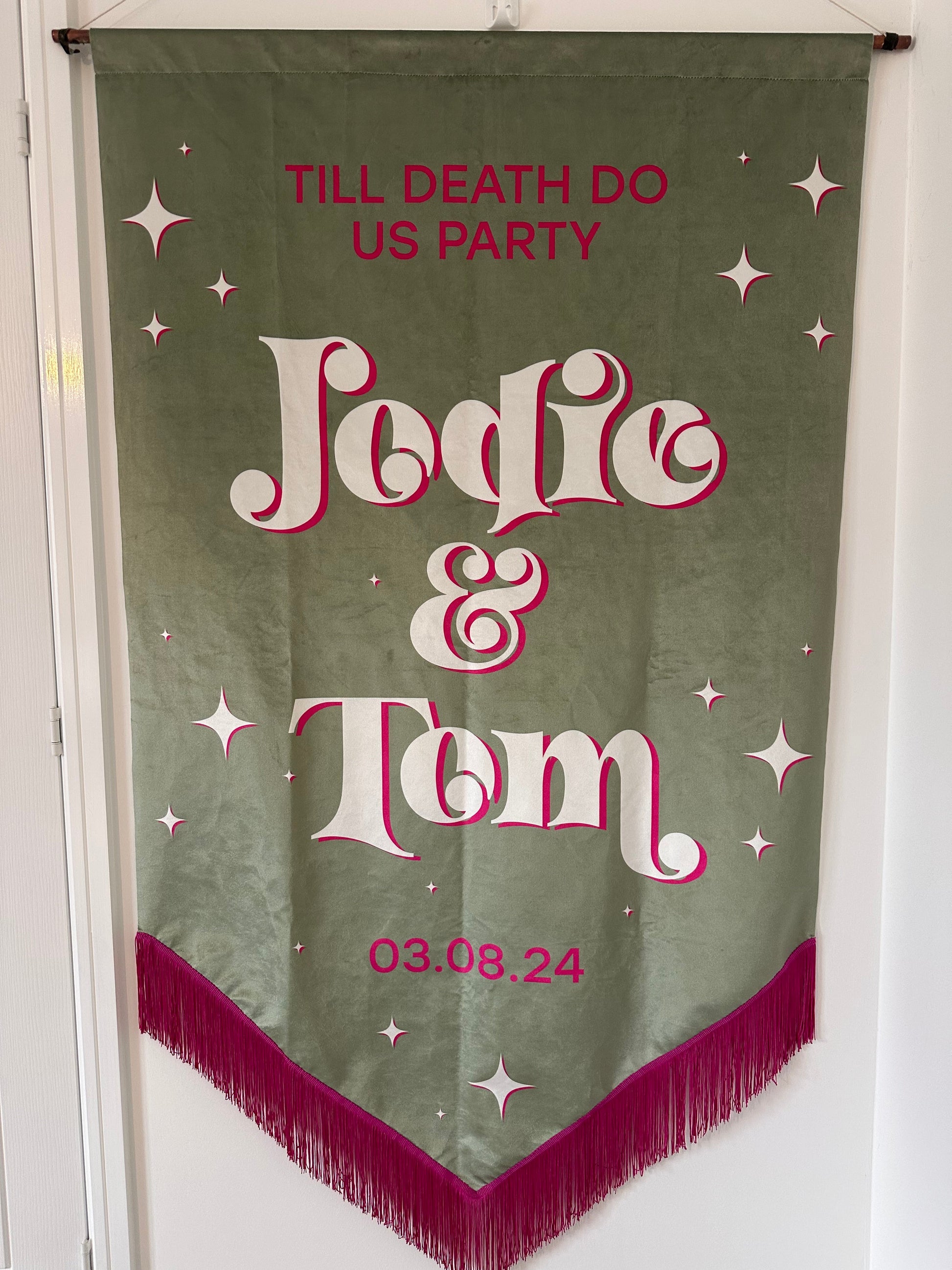 Custom velvet wedding banner, Personalized wedding decor, Luxury wedding banner, Velvet wedding sign, Elegant wedding decoration, Custom wedding signage, Velvet ceremony banner, Wedding name banner, Romantic wedding decor, Personalized wedding banner, Customized velvet sign, Wedding aisle banner, Sophisticated wedding decor, Premium velvet banner, Wedding reception sign.